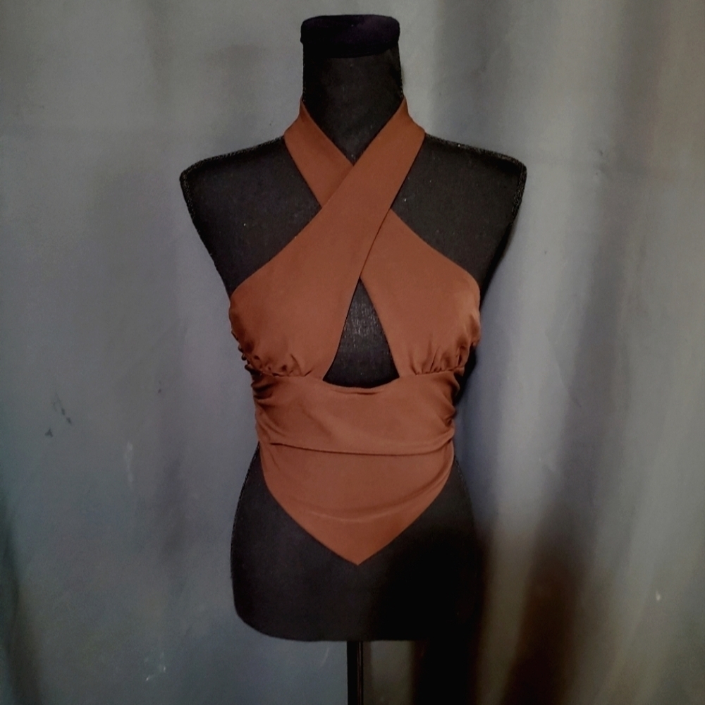 Tic Toc Brown Criss Cross Halter Top Size Small NWT